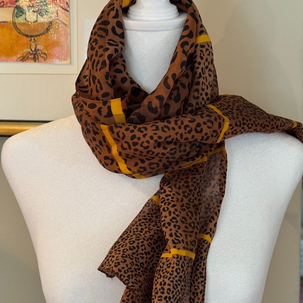 Lightweight Cheetah Print Scarf